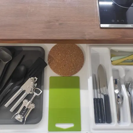 Kossuth Garden דירה *