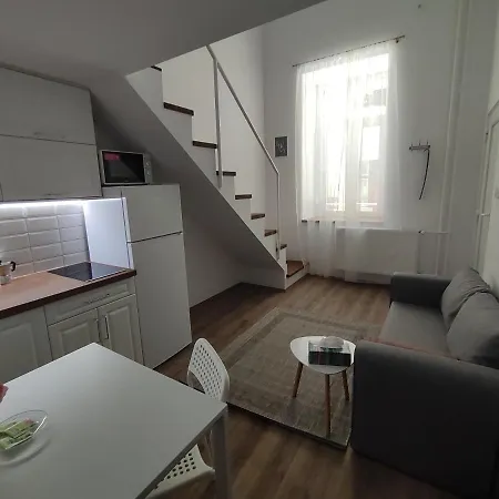 Appartement Kossuth Garden *