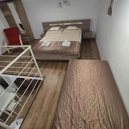 Apartment Kossuth Garden Debrecen