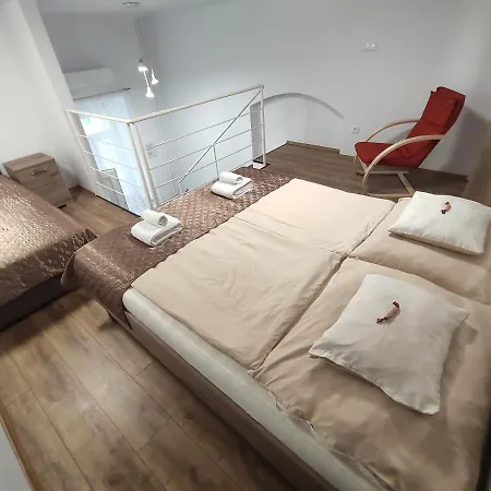 Apartment Kossuth Garden *